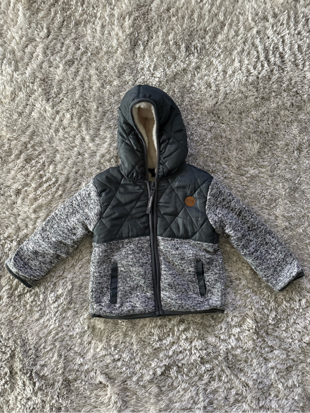 NWOT Eddie Bauer Quilted Hooded Kids Jacket in Charcoal and Heather Gray